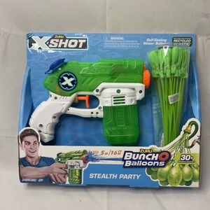 Zuru X Shot Water Gun With 30 Self-sealing Water Balloons